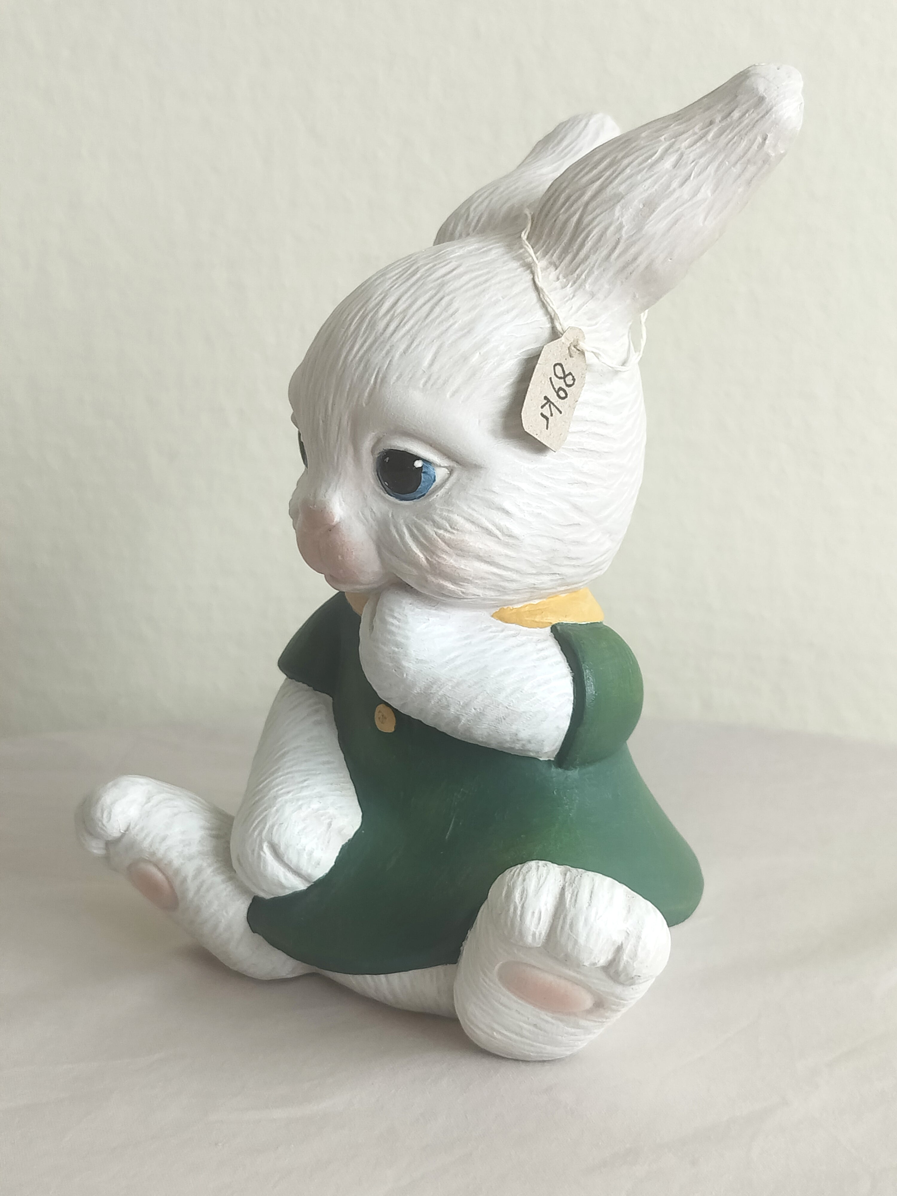 Påskkanin – charmig second hand-prydnad